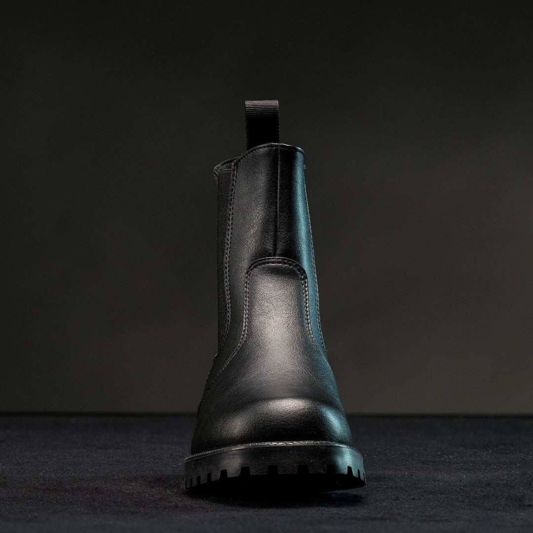 KIRA 3.0 Chelsea Boots (Juoda)